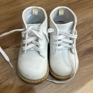 Toddler walking shoes